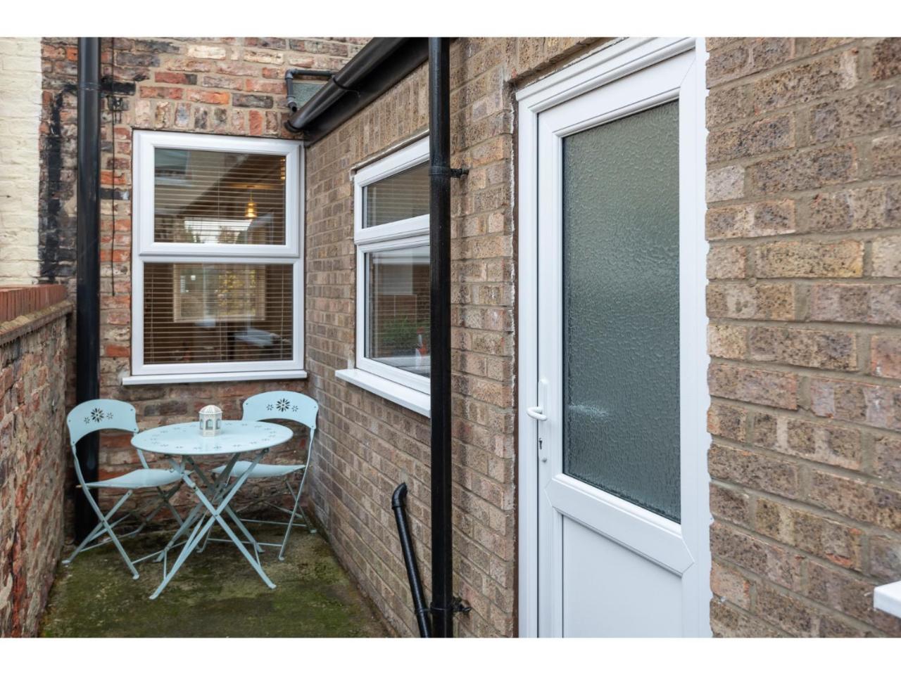 Beautiful 2 Bed With Free Parking - Pass The Keys Lejlighed York Eksteriør billede